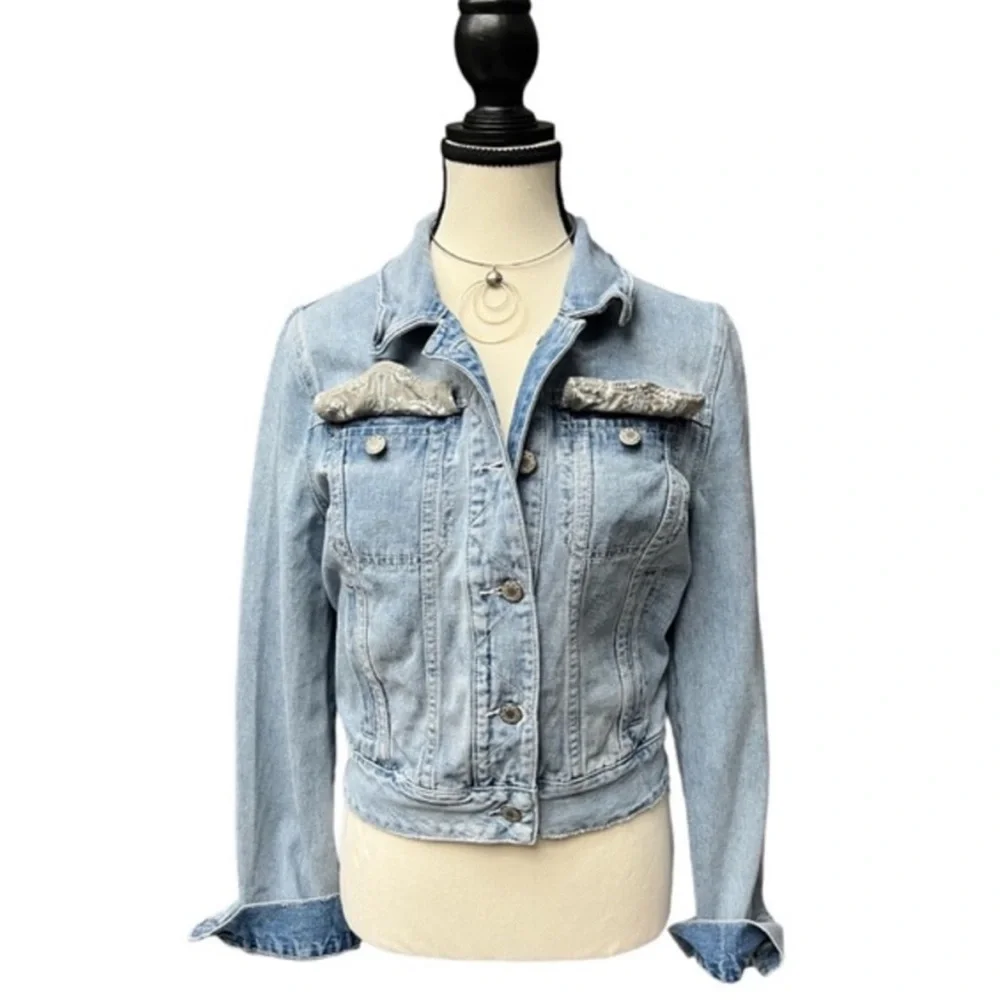 FREE PEOPLE denim jacket western button down denim small boho - Picture 1 of 11